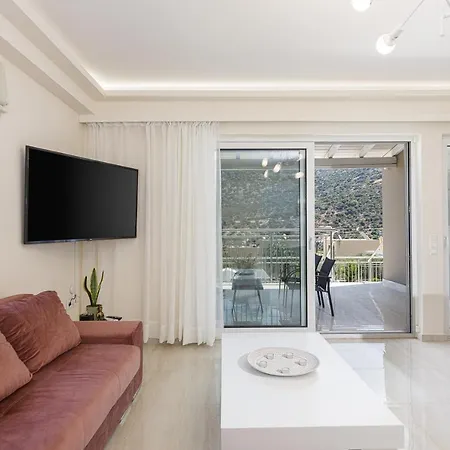 Villa Modern Family Basilicata Salmostro In Bali W/ Pool & Bbq Area Vlikhádha
