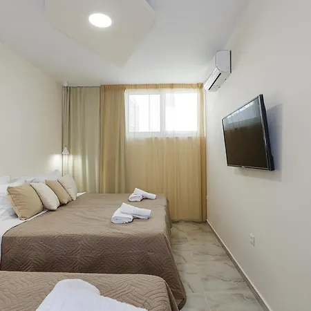 Modern Family Basilicata Salmostro In Bali W/ Pool & Bbq Area Villa